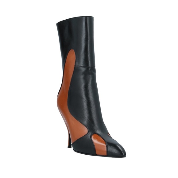 SOLD BOTTEGA VENETA Ankle Boots - Picture 2 of 4